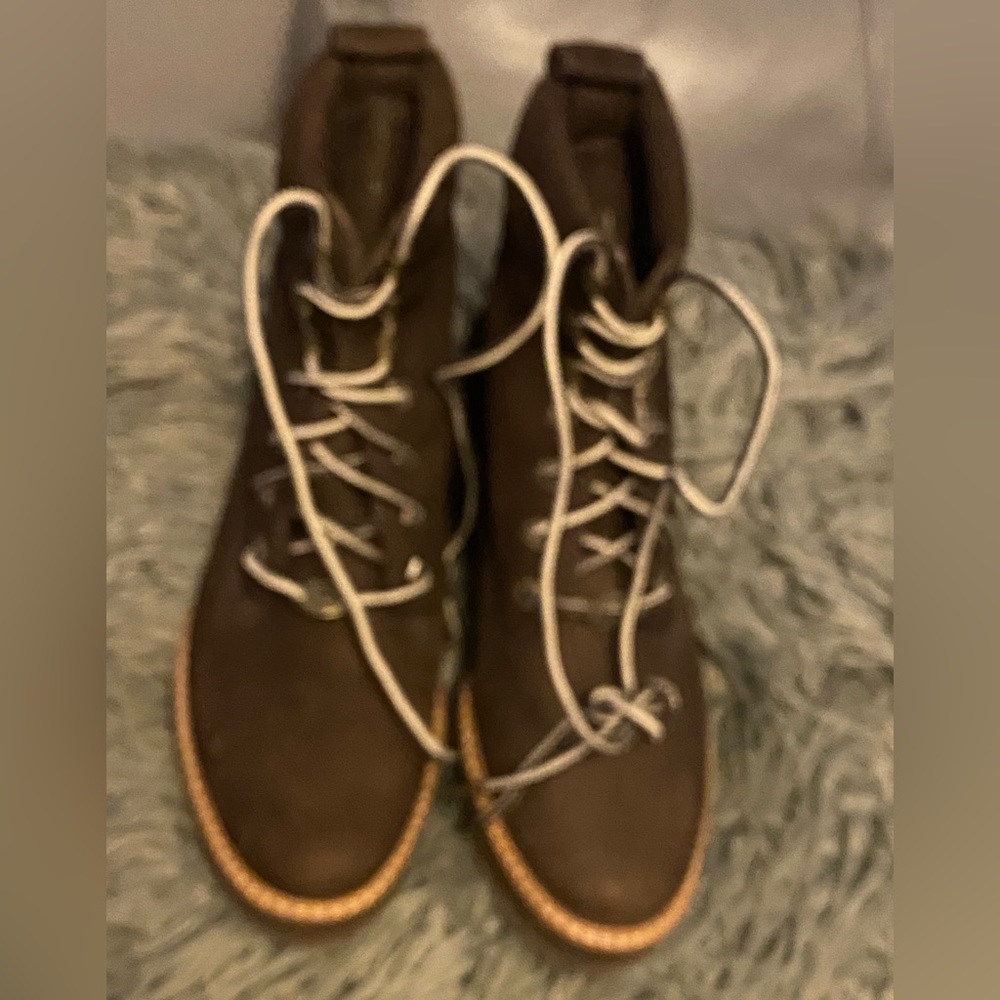 Timberland Women's Courmayeur Valley 6" Boot Fashion SZ 6.5 - Picture 4 of 7